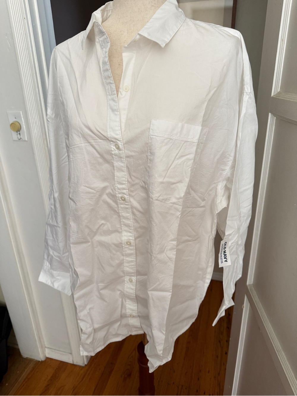 Old Navy White Woman’s “Boyfriend” Casual Button-Down Shirt